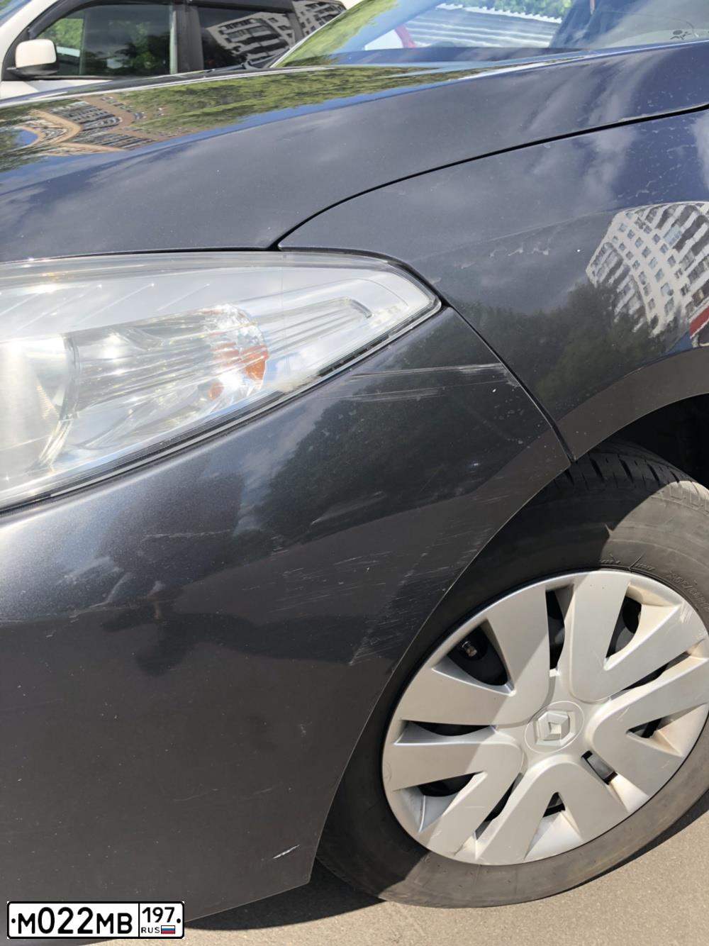 Фото автомобиля RENAULT FLUENCE, 2010 — госномер М339МВ197. Цвет: БЕЖЕВЫЙ