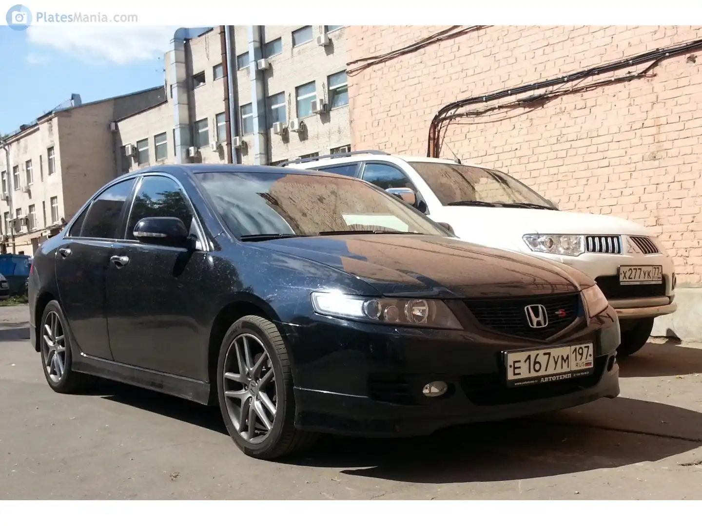 Фото автомобиля HONDA ACCORD, 2007 — госномер Р664ЕР154. Цвет: ЧЕРНЫЙ