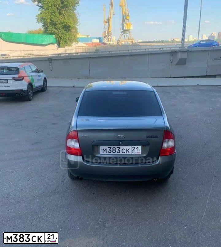 Фото автомобиля LADA 1118 KALINA, 2009 — госномер М383СК21. Цвет: ТЕМНО СЕРЫЙ