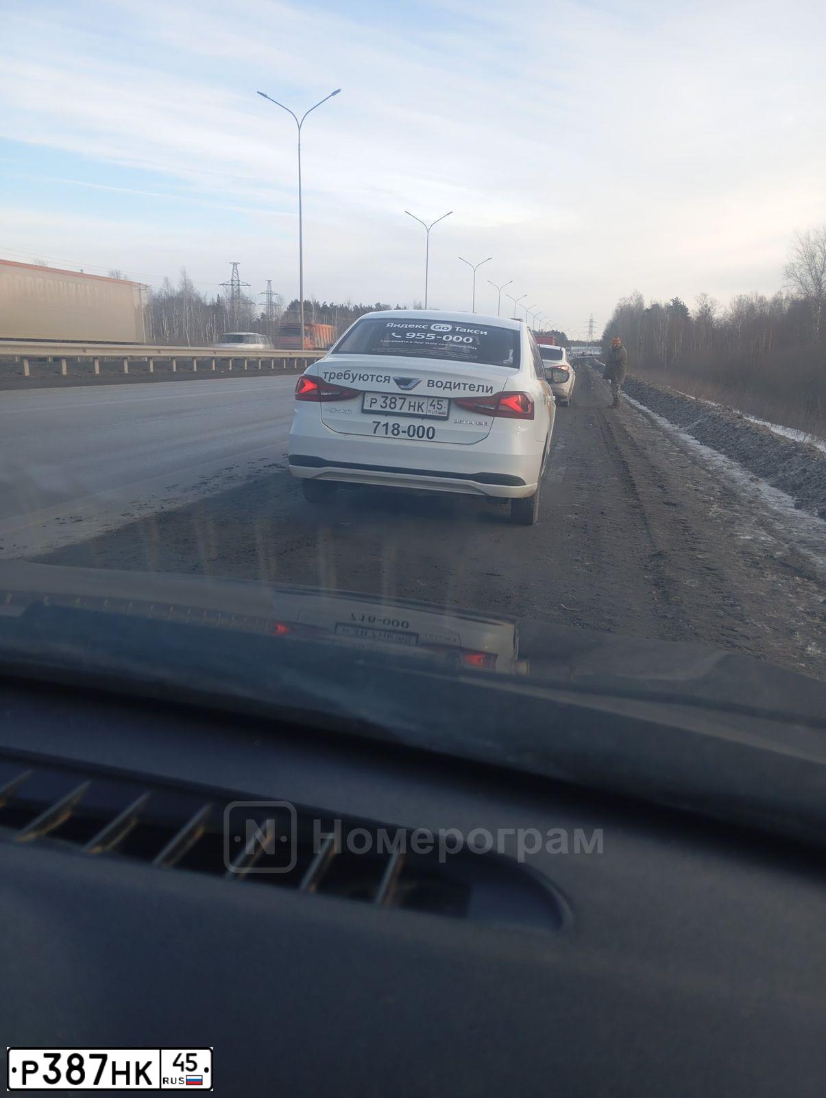 Фото автомобиля VOLKSWAGEN JETTA, 2023 — госномер Р387НК45