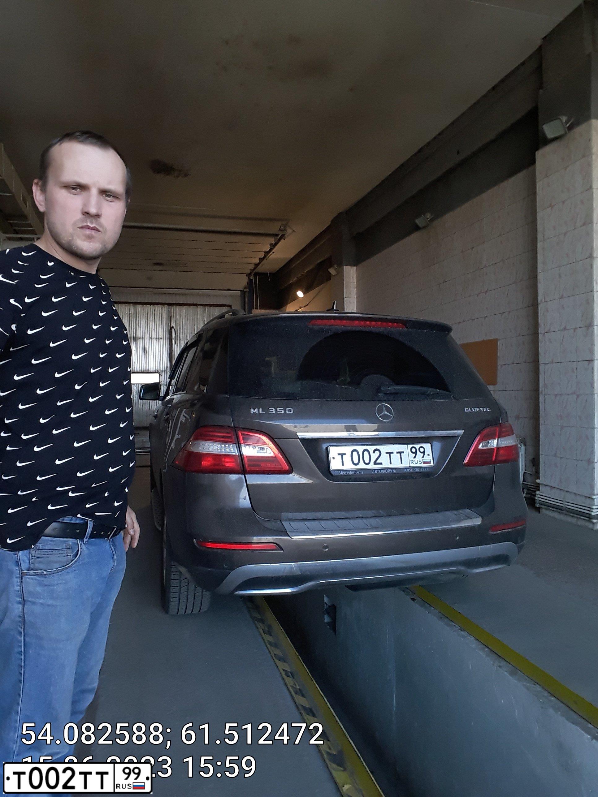 Фото автомобиля TOYOTA RAV4, 2008 — госномер Т002ТТ99. Цвет: ЧЕРНЫЙ
