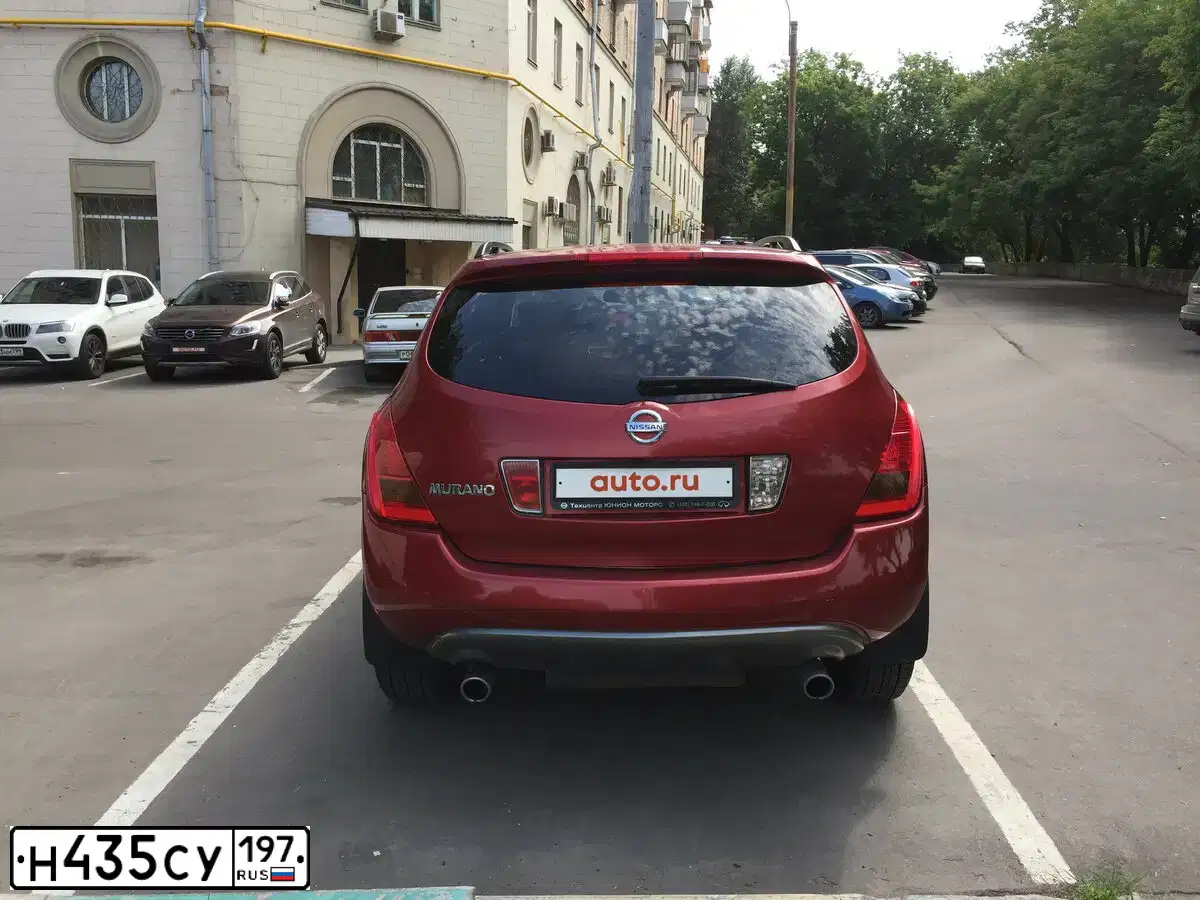 Фото автомобиля NISSAN MURANO, 2007 — госномер Х211ОМ124. Цвет: Красный