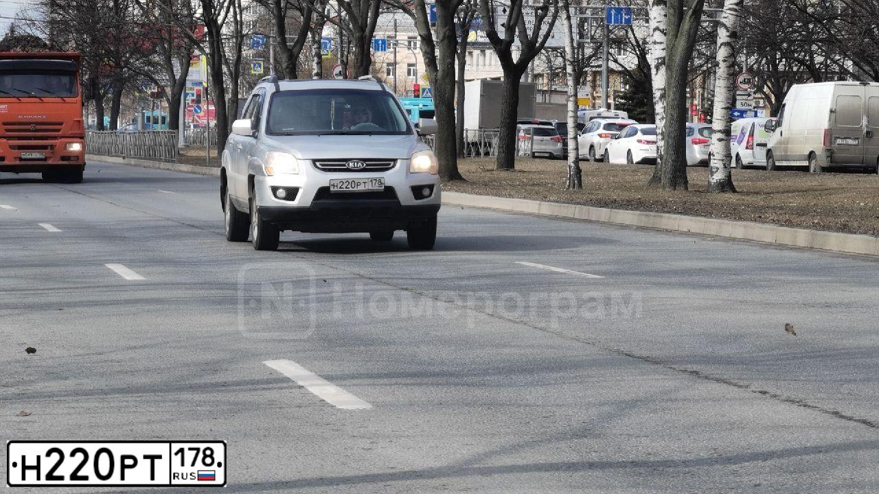 Фото автомобиля KIA SPORTAGE, 2009 — госномер Х224РМ142