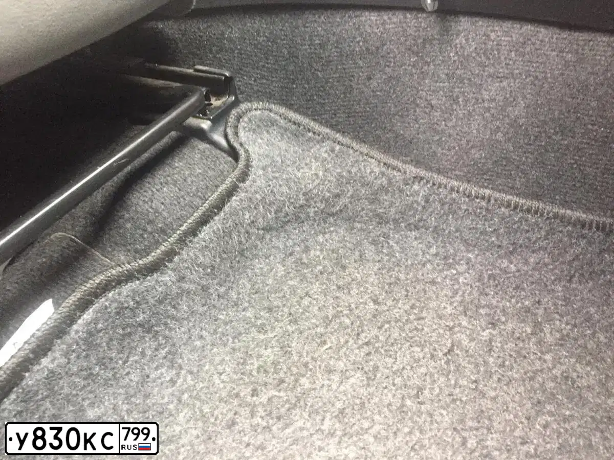 Фото автомобиля TOYOTA RAV4, 2013 — госномер У830КС799. Цвет: Серый