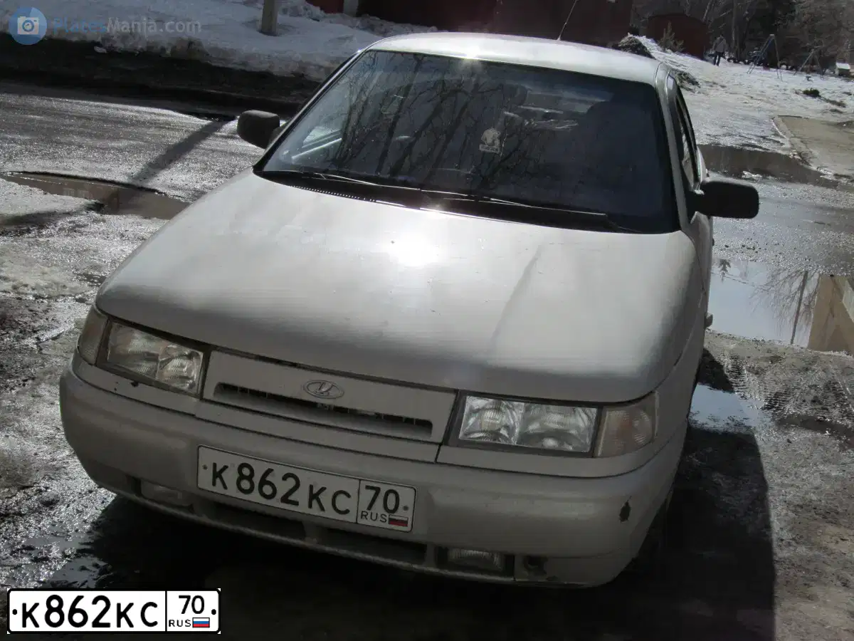 Фото автомобиля LADA 2110, 2005 — госномер К862КС70. Цвет: МОЛОЧНО-БЕЛЫЙ СЕРЕБРИСТЫЙ