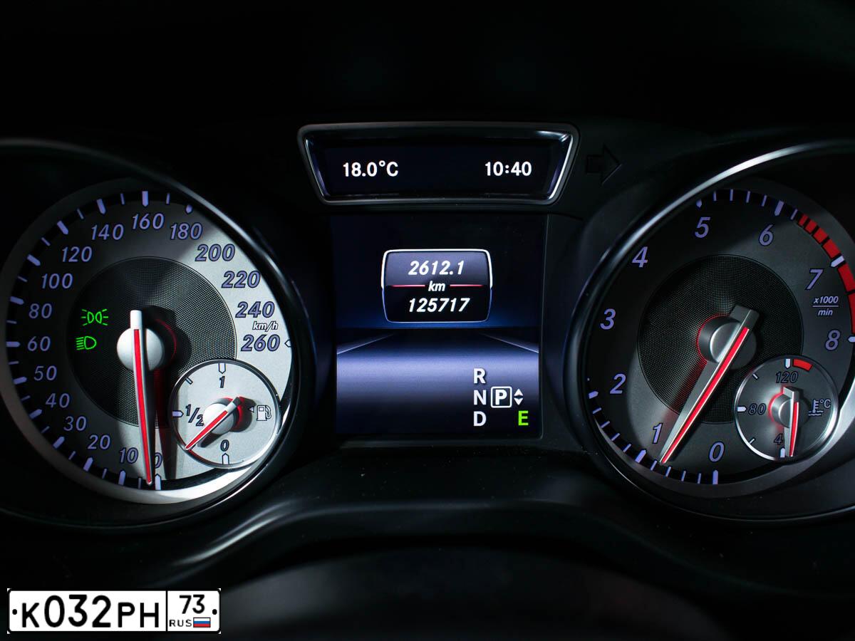 Фото автомобиля MERCEDES-BENZ CLA200, 2015 — госномер Р586РВ790