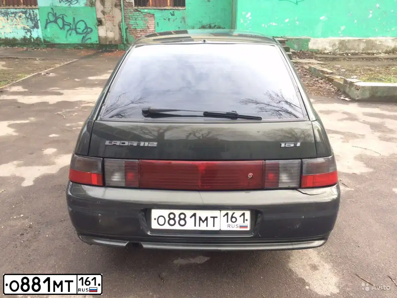 Фото автомобиля LADA 2112 LADA, 2006 — госномер К381КН761. Цвет: ЗОЛОТИСТЫЙ ТЕМН.ЗЕЛЕНЫЙ