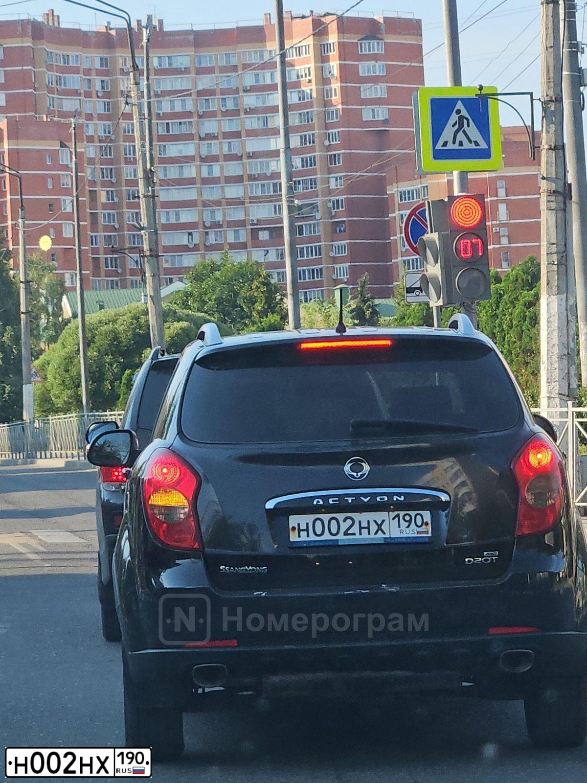 Фото автомобиля AUDI A4, 2001 — госномер М165ОХ32. Цвет: ЧЕРНЫЙ