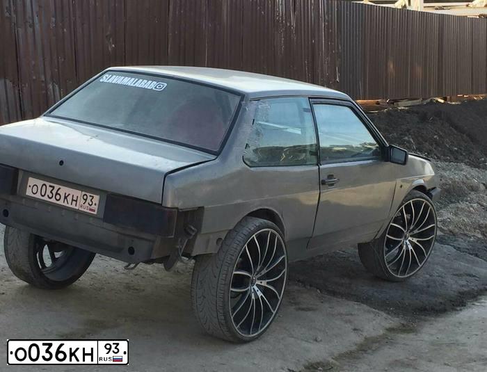 Фото автомобиля LADA 2109 SAMARA, 2000 — госномер О036КН93. Цвет: СЕРО-ЗЕЛЕНЫЙ