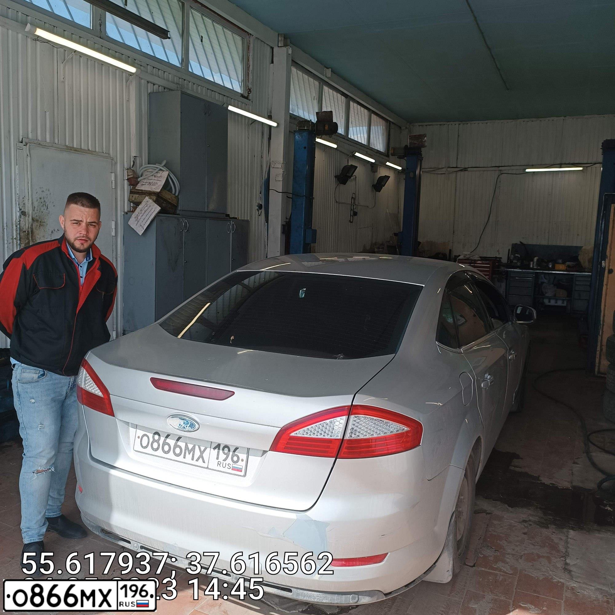 Фото автомобиля FORD MONDEO, 2008 — госномер В888ВВ199. Цвет: СЕРЕБРИСТЫЙ
