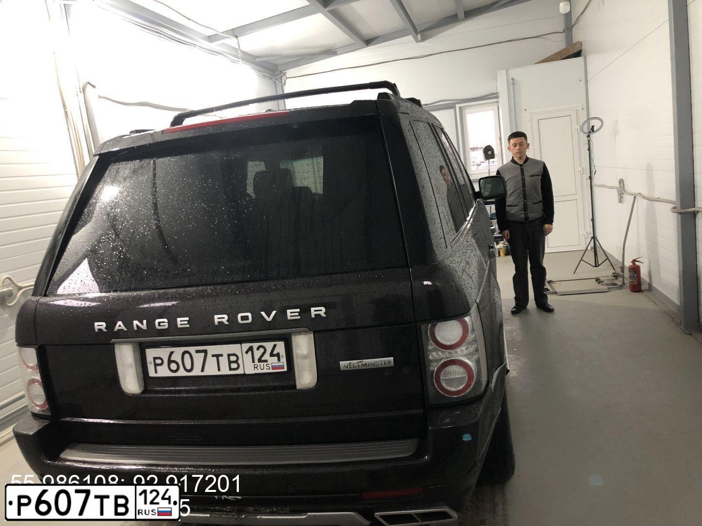 Фото автомобиля LANDROVER RANGE ROVER, 2010 — госномер А441АА124. Цвет: ТЕМНО КОРИЧНЕВЫЙ