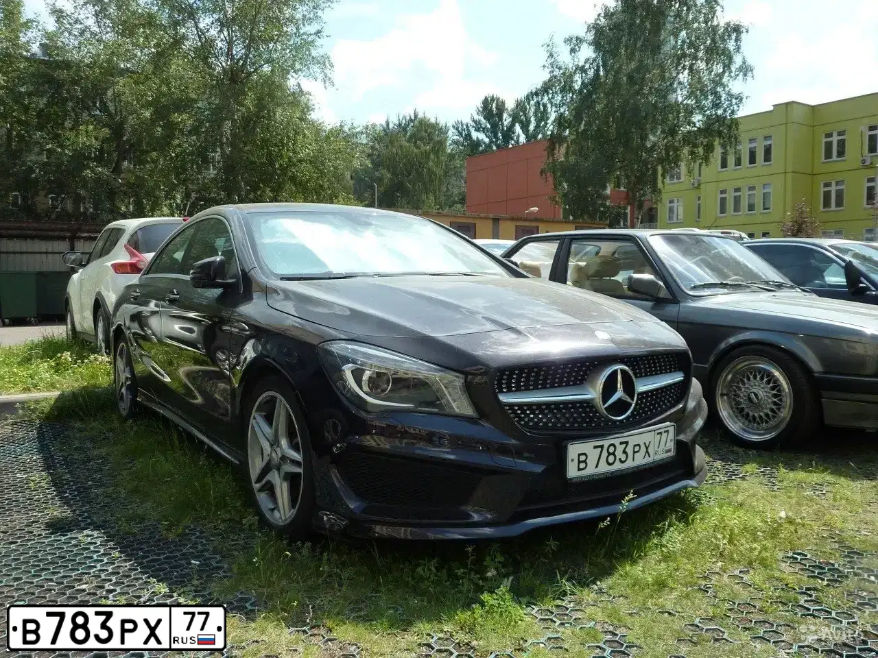 Фото автомобиля MERCEDES CLA-KLASSE, 2013 — госномер Т536ВУ71. Цвет: ФИОЛЕТОВЫЙ