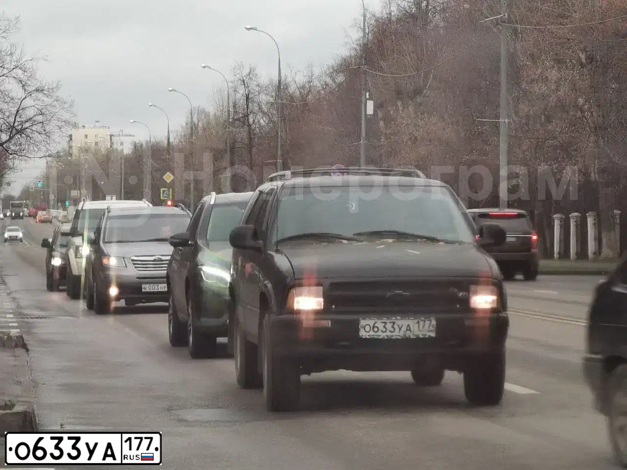 Фото автомобиля CHEVROLET BLAZER, 1996 — госномер О633УА177. Цвет: ЧЕРНЫЙ