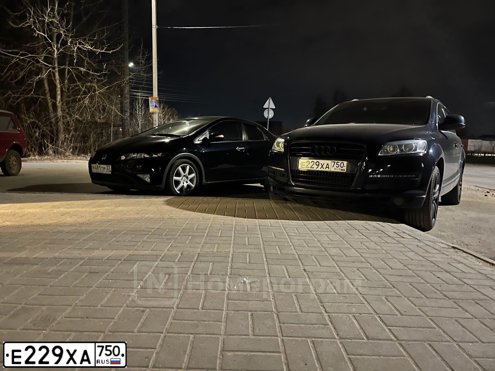 Фото автомобиля AUDI Q7, 2007 — госномер Н666НТ152. Цвет: ТЕМНО-СИНИЙ