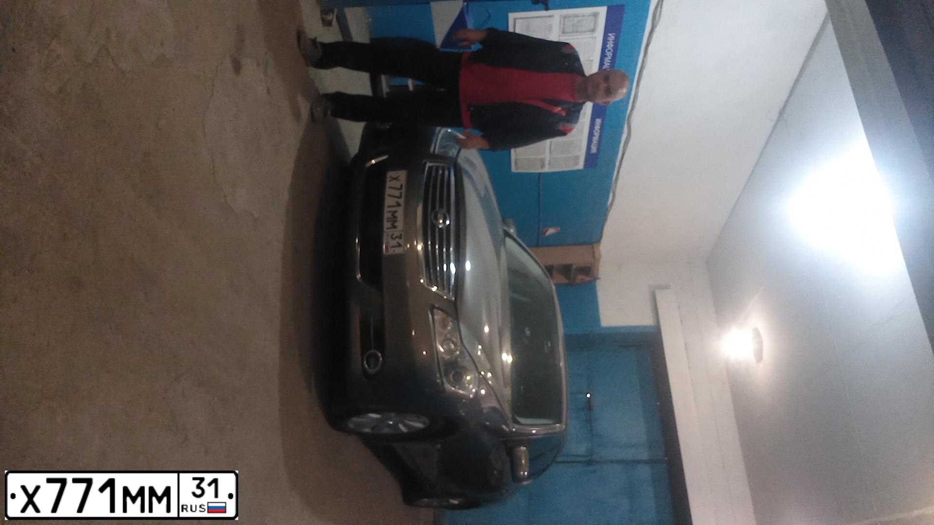 Фото автомобиля INFINITI M, 2007 — госномер А009ХА190. Цвет: СЕРЫЙ