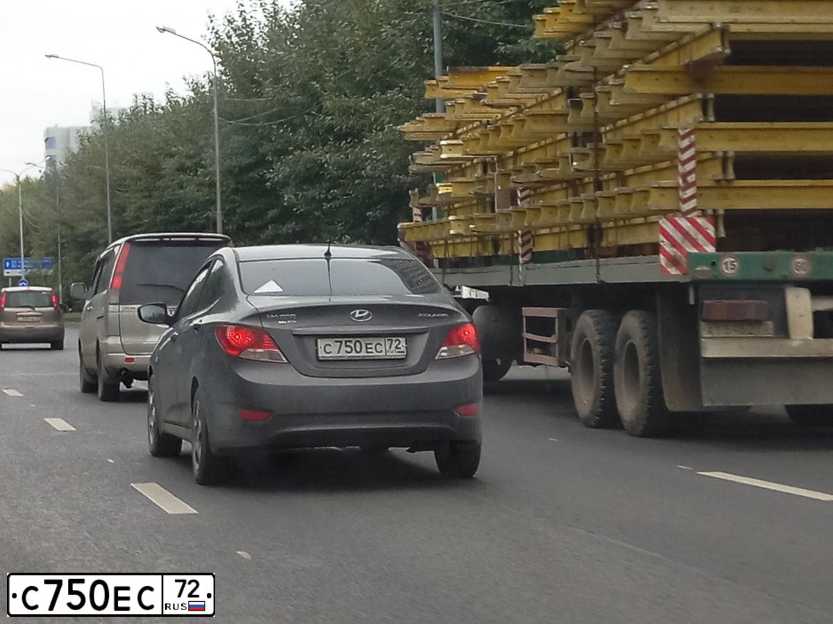 Фото автомобиля HYUNDAI SOLARIS, 2013 — госномер С750ЕС72. Цвет: ЧЕРНО-СЕРЫЙ