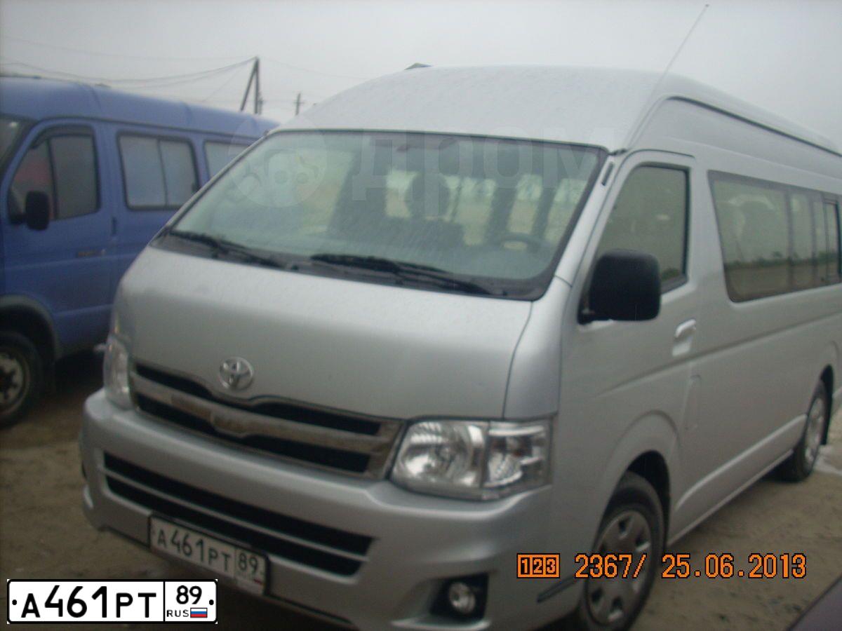 Фото автомобиля TOYOTA HIACE, 2012 — госномер Е236ЕУ193. Цвет: СЕРЕБРИСТЫЙ