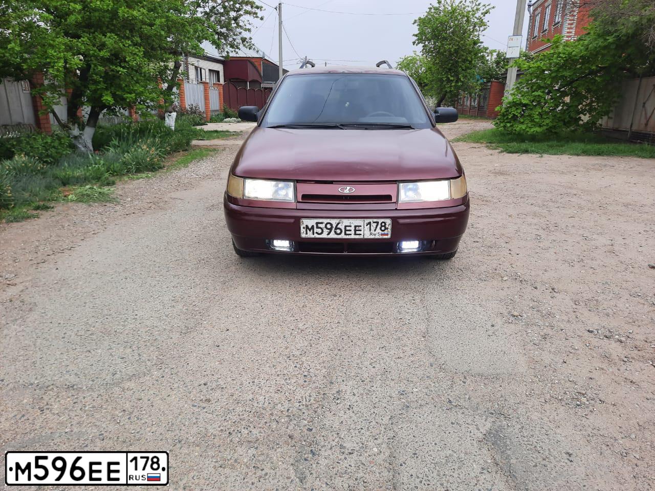 Фото автомобиля LADA 2111, 2005 — госномер М596ЕЕ178. Цвет: ТЕМНО-МАЛИНОВЫЙ