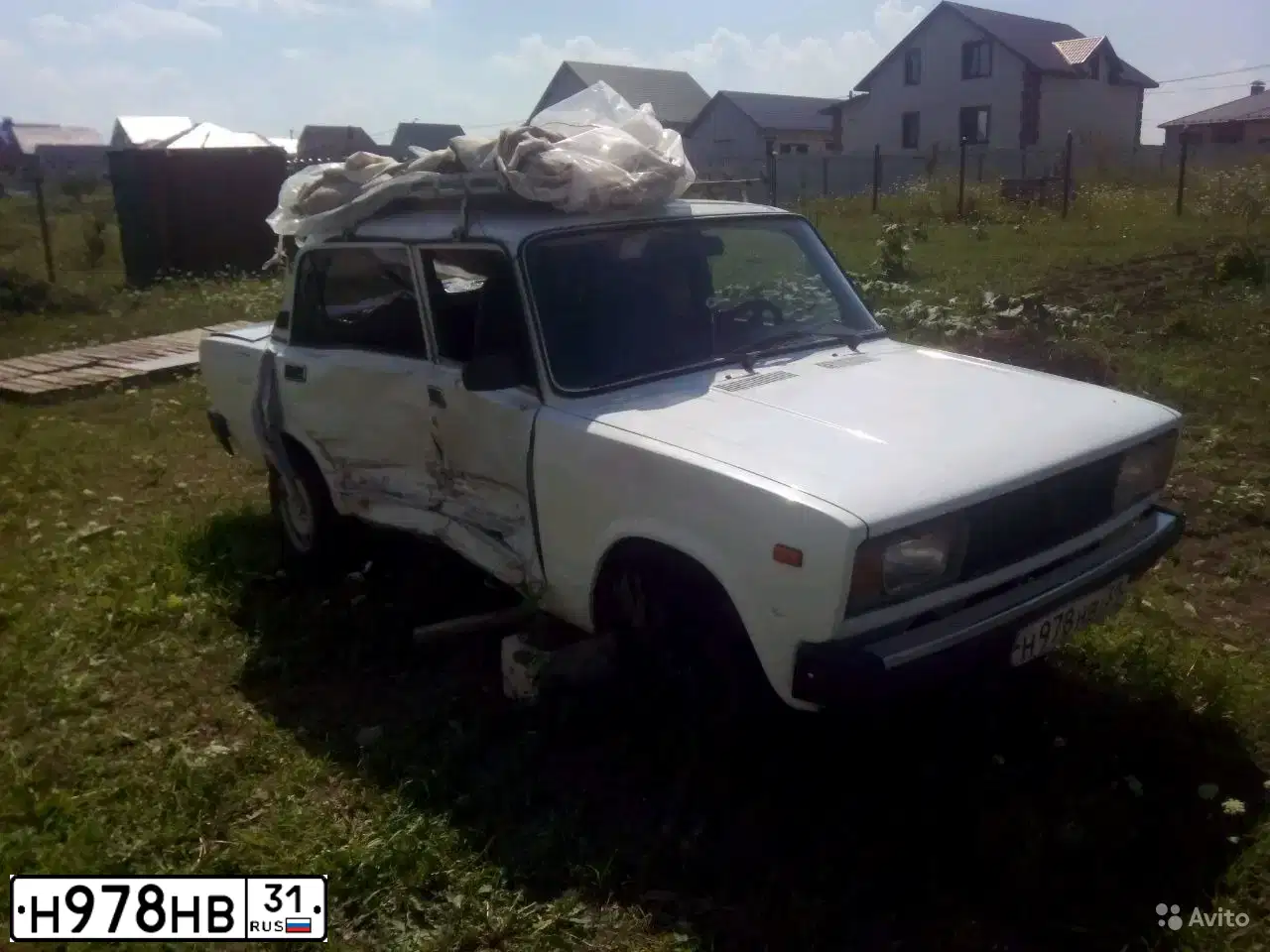 Фото автомобиля LADA 2105, 2008 — госномер О692ОО31. Цвет: ЯРКО-БЕЛЫЙ
