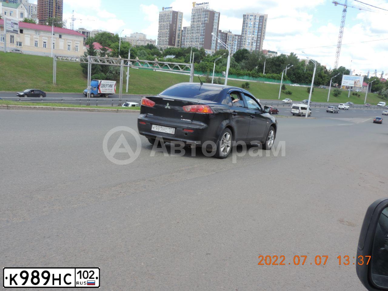 Фото автомобиля MITSUBISHI LANCER, 2008 — госномер К989НС102. Цвет: ЧЕРНЫЙ