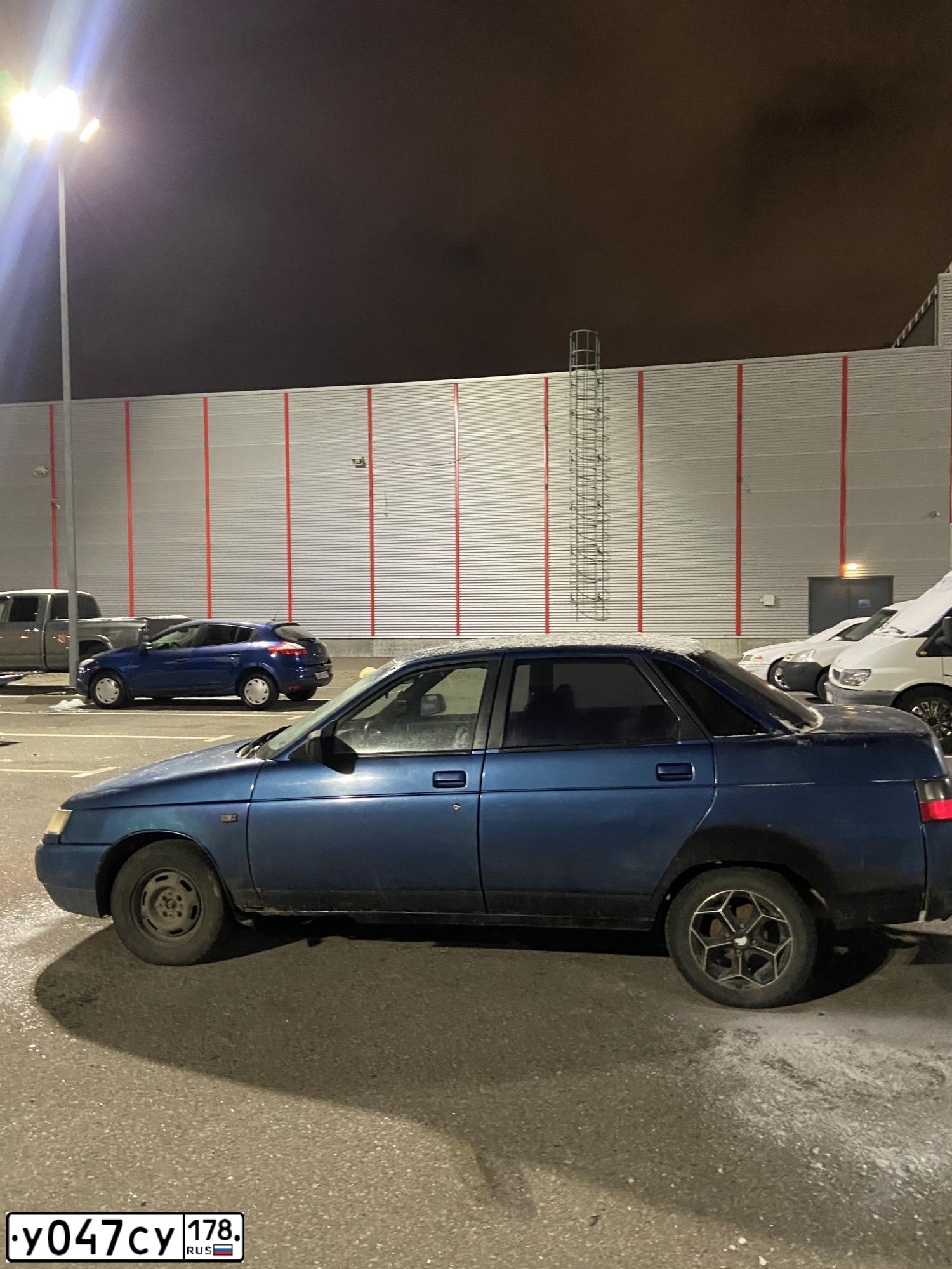 Фото автомобиля HYUNDAI CRETA, 2017 — госномер В172РЕ198. Цвет: Белый