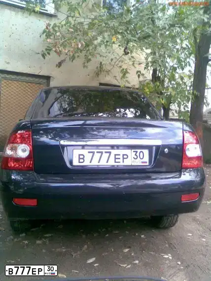 Фото автомобиля LADA 2170 PRIORA, 2008 — госномер В618МЕ30. Цвет: ЧЕРНЫЙ МЕТАЛЛИК