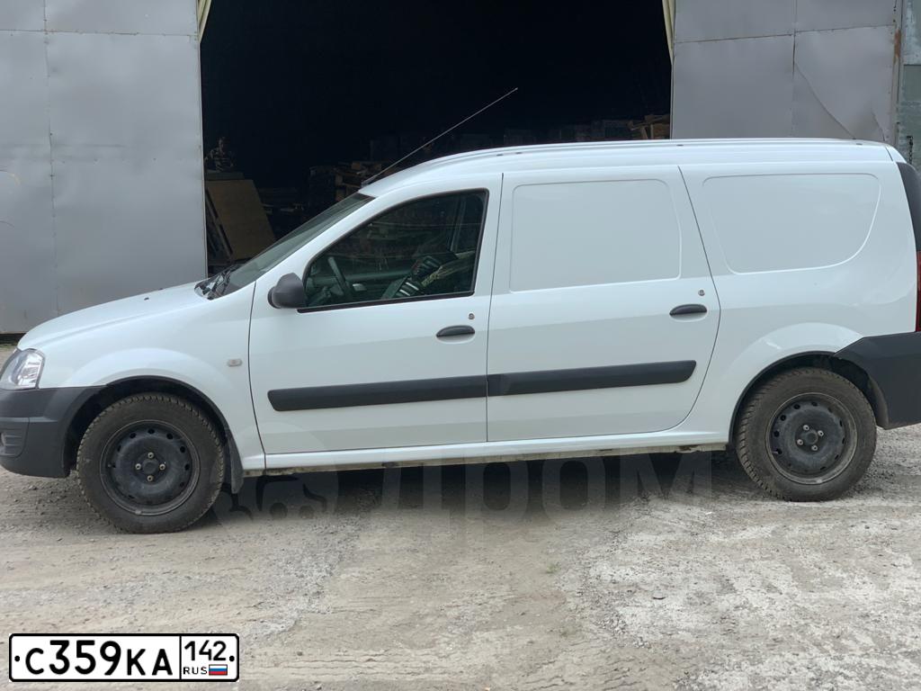Фото автомобиля LADA LARGUS, 2018 — госномер К572МР154. Цвет: Белый