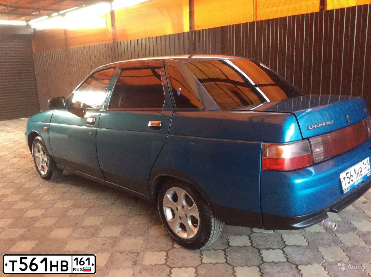 Фото автомобиля LADA 2110, 2000 — госномер Т561НВ161. Цвет: СЕРЕБ.СИНЕ-ЗЕЛЕНЫЙ