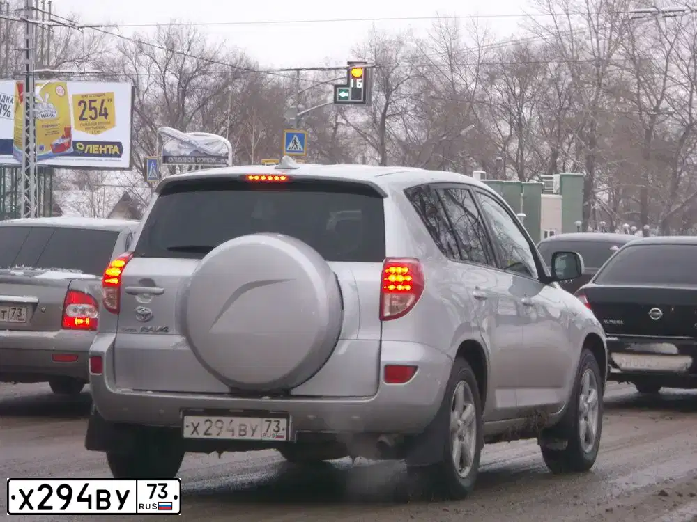Фото автомобиля TOYOTA RAV4, 2007 — госномер Х294ВУ73. Цвет: СЕРЕБРИСТЫЙ