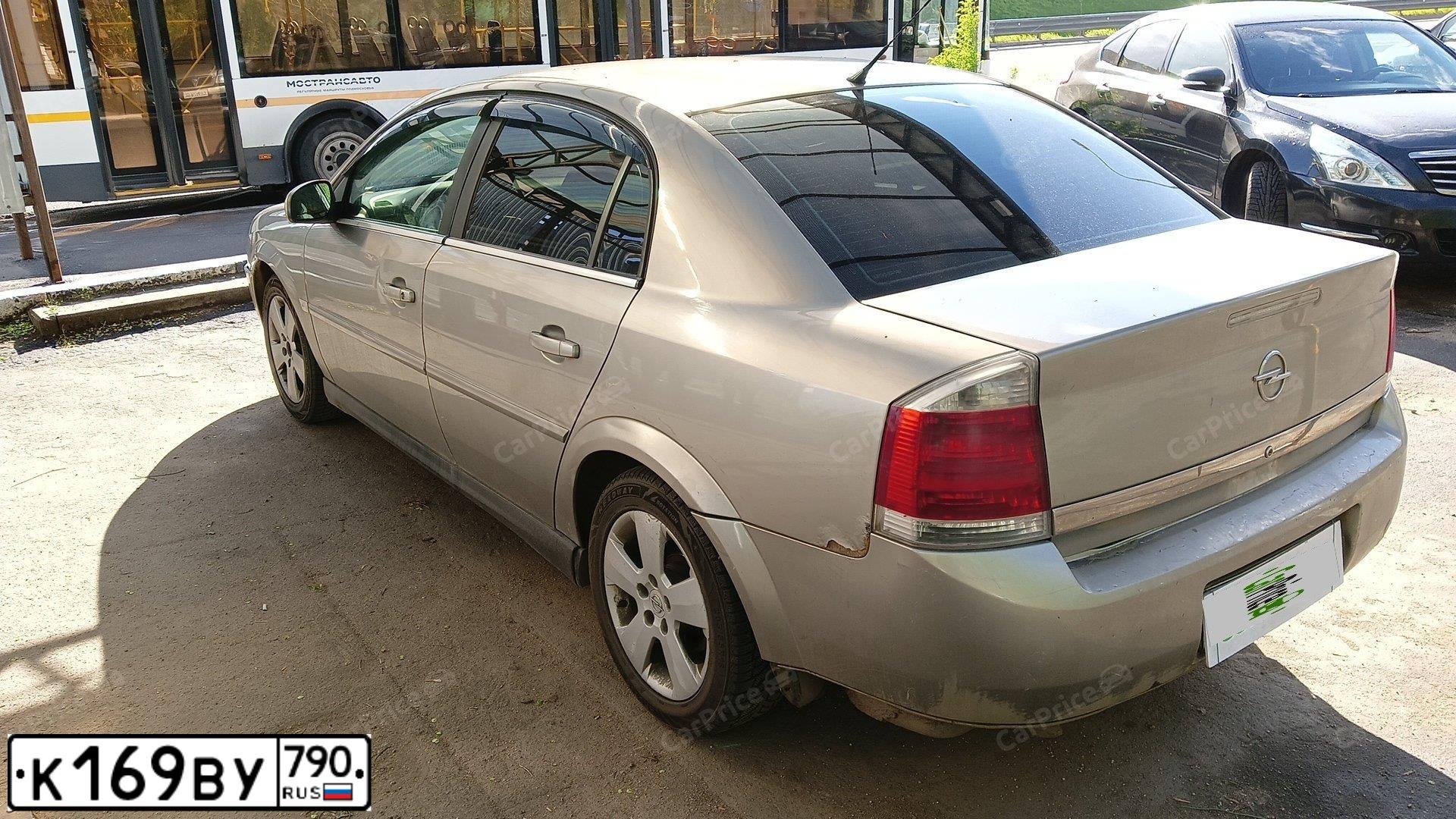 Фото автомобиля OPEL VECTRA, 2003 — госномер У107АР977. Цвет: БЕЖЕВО-СЕРЫЙ