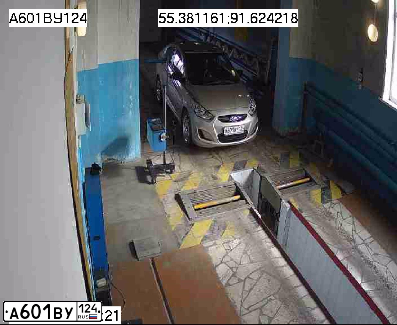 Фото автомобиля VОLVОV70, 2007 — госномер А286КО124