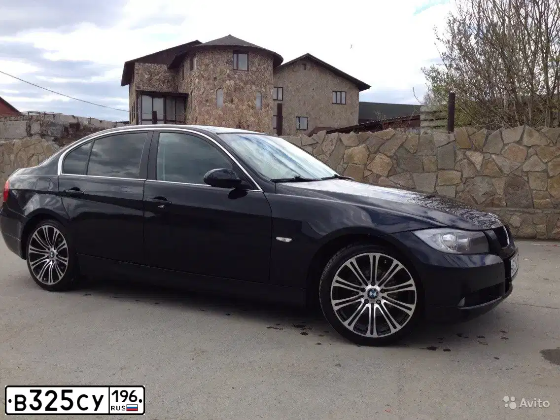 Фото автомобиля BMW SERIE 3, 2008 — госномер Е715МН186. Цвет: ЧЕРНЫЙ