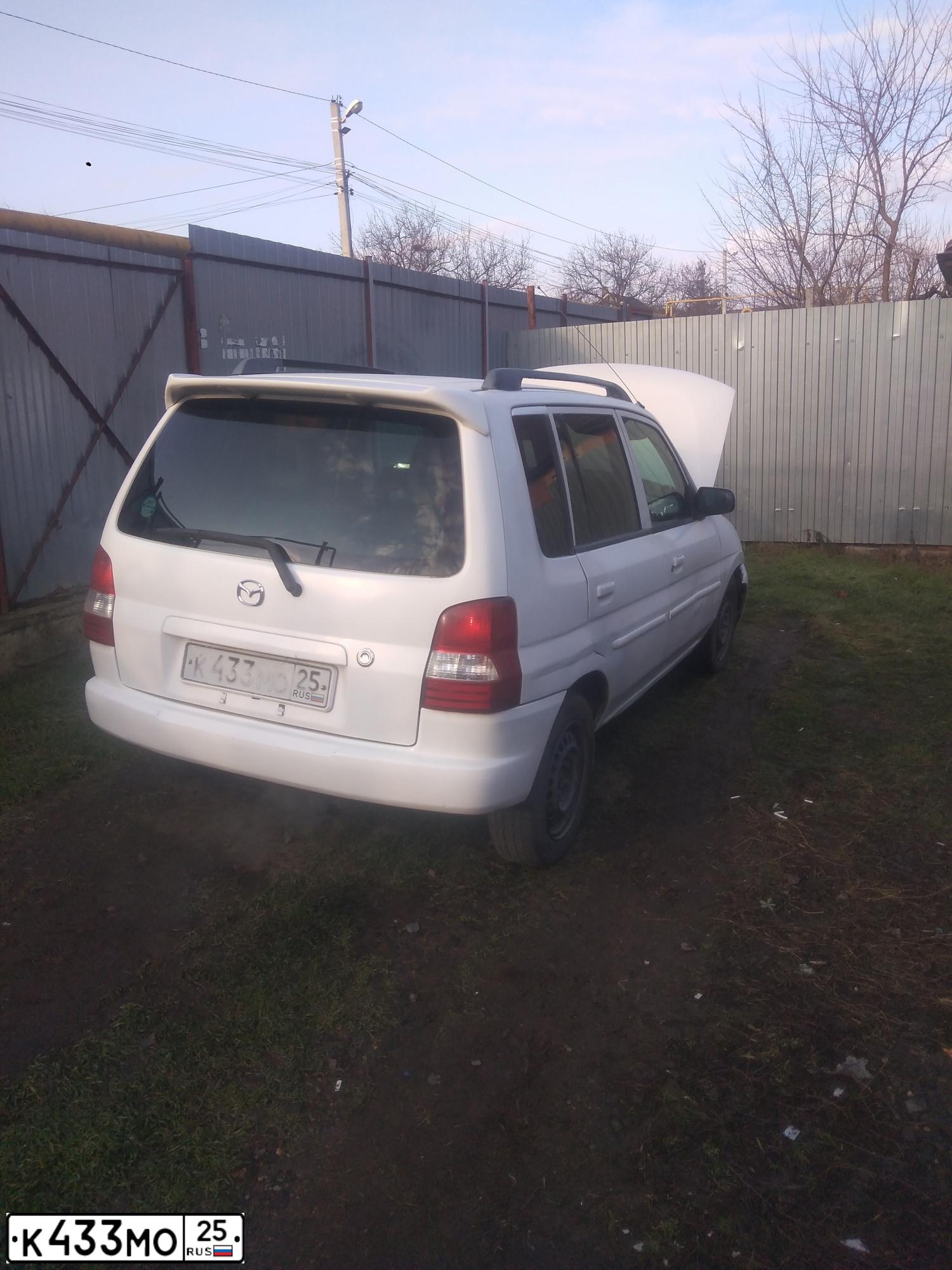 Фото автомобиля МАЗДА ДЕМИО, 1998 — госномер У579МХ761