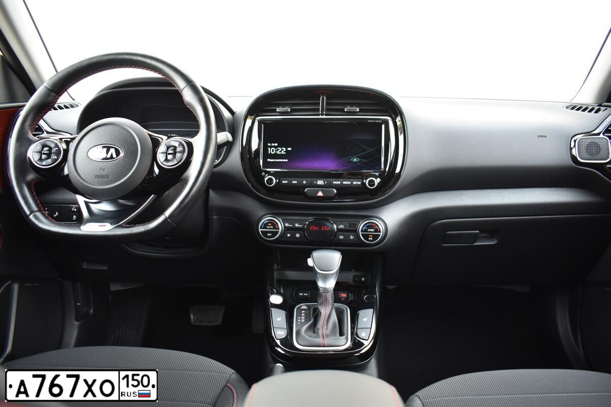 Фото автомобиля HONDA CIVIC, 2008 — госномер С881МА68. Цвет: ЧЕРНЫЙ