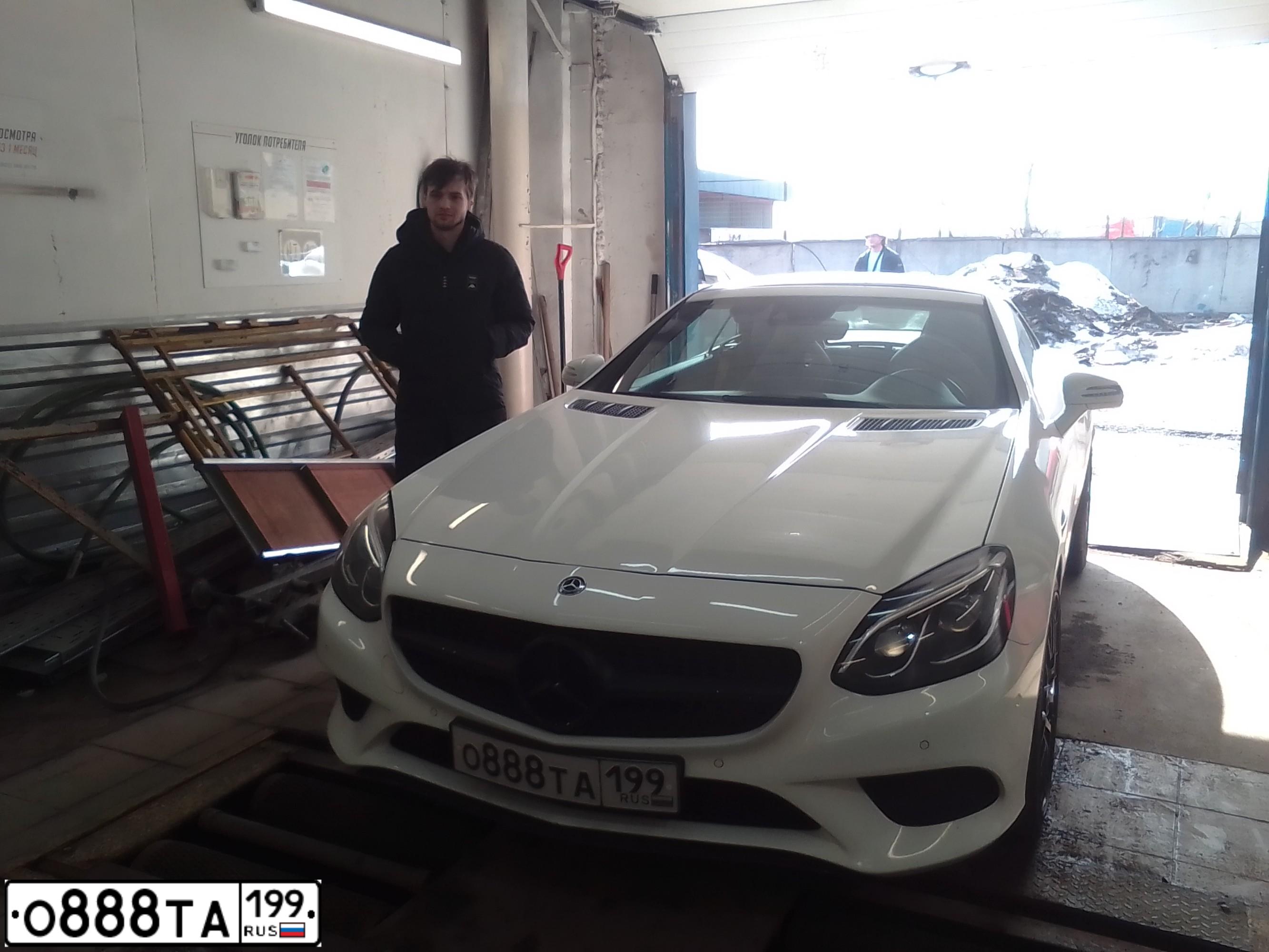 Фото автомобиля MERCEDES S-KLASSE, 2007 — госномер О888ТА199. Цвет: ЧЕРНЫЙ