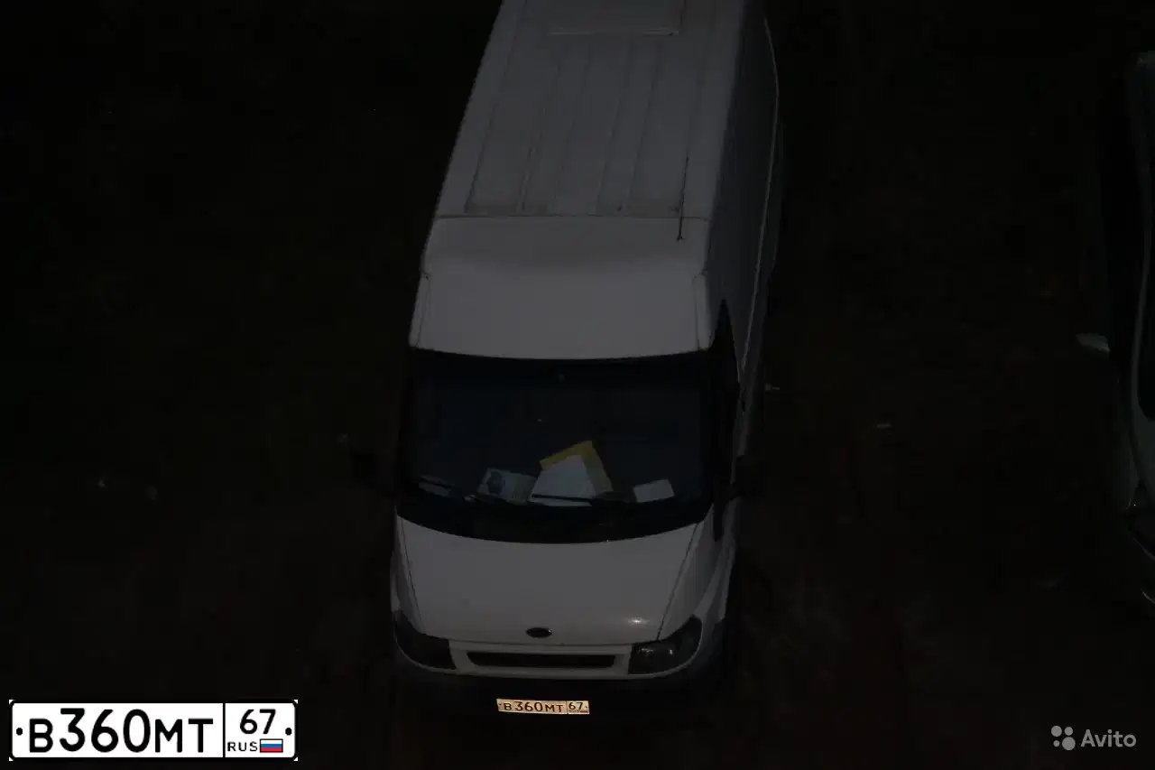Фото автомобиля FORD TRANSIT, 2002 — госномер М205УУ67. Цвет: Белый