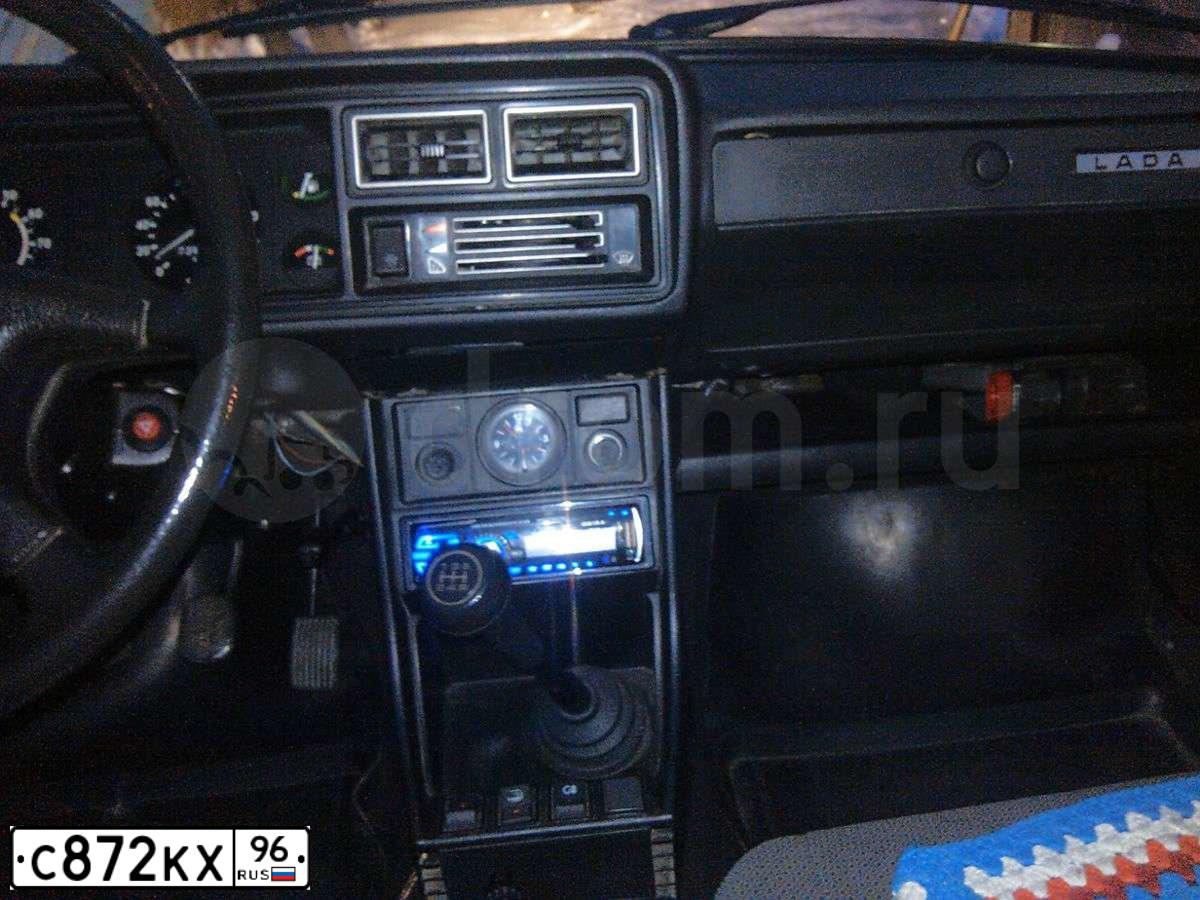Фото автомобиля LADA 2107, 2010 — госномер У367ВР55. Цвет: Сине-Черный
