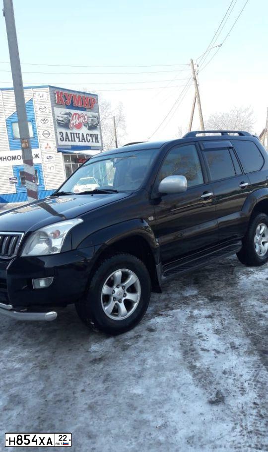 Фото автомобиля TOYOTA LANDCRUISER, 2003 — госномер О009СМ54. Цвет: ЧЕРНЫЙ