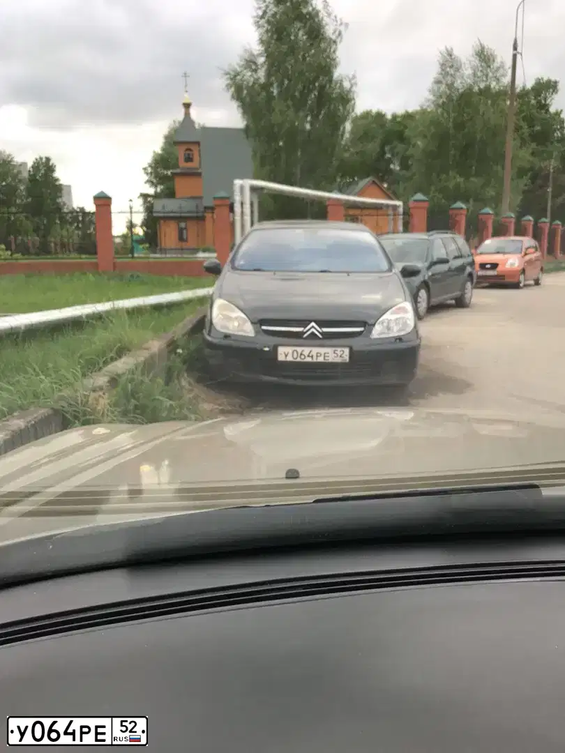 Фото автомобиля CITROEN C5, 2002 — госномер Т469АВ152. Цвет: ЧЕРНЫЙ
