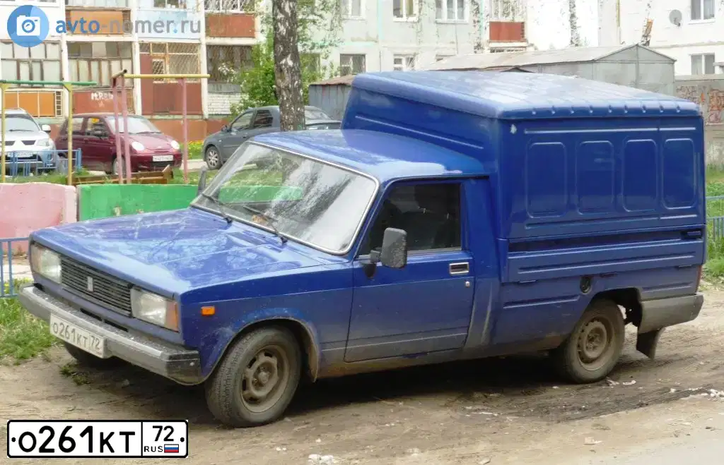 Фото автомобиля IZH 2717, 2011 — госномер О261КТ72. Цвет: СИНИЙ