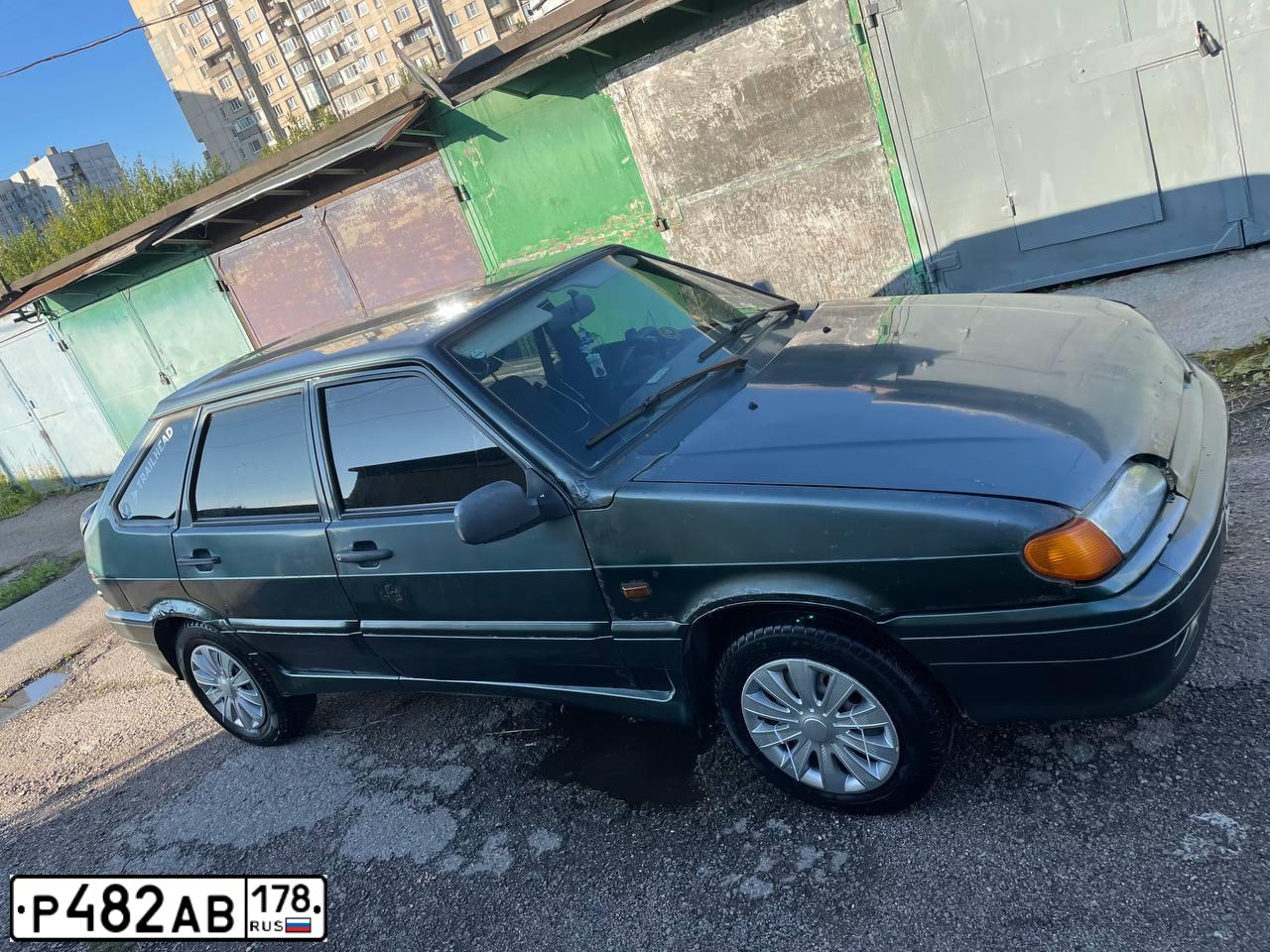 Фото автомобиля LADA 2114 SAMARA, 2006 — госномер Р482АВ178. Цвет: СЕРО-СИНЕ-ЗЕЛЕНЫЙ