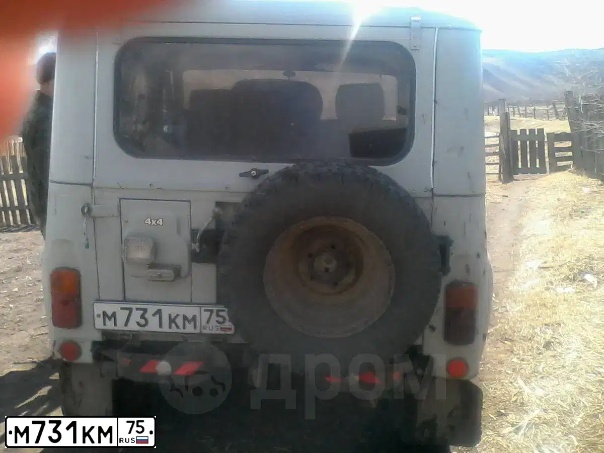 Фото автомобиля UAZ 3151 / HUNTER, 2005 — госномер М731КМ75. Цвет: БЕЛАЯ НОЧЬ