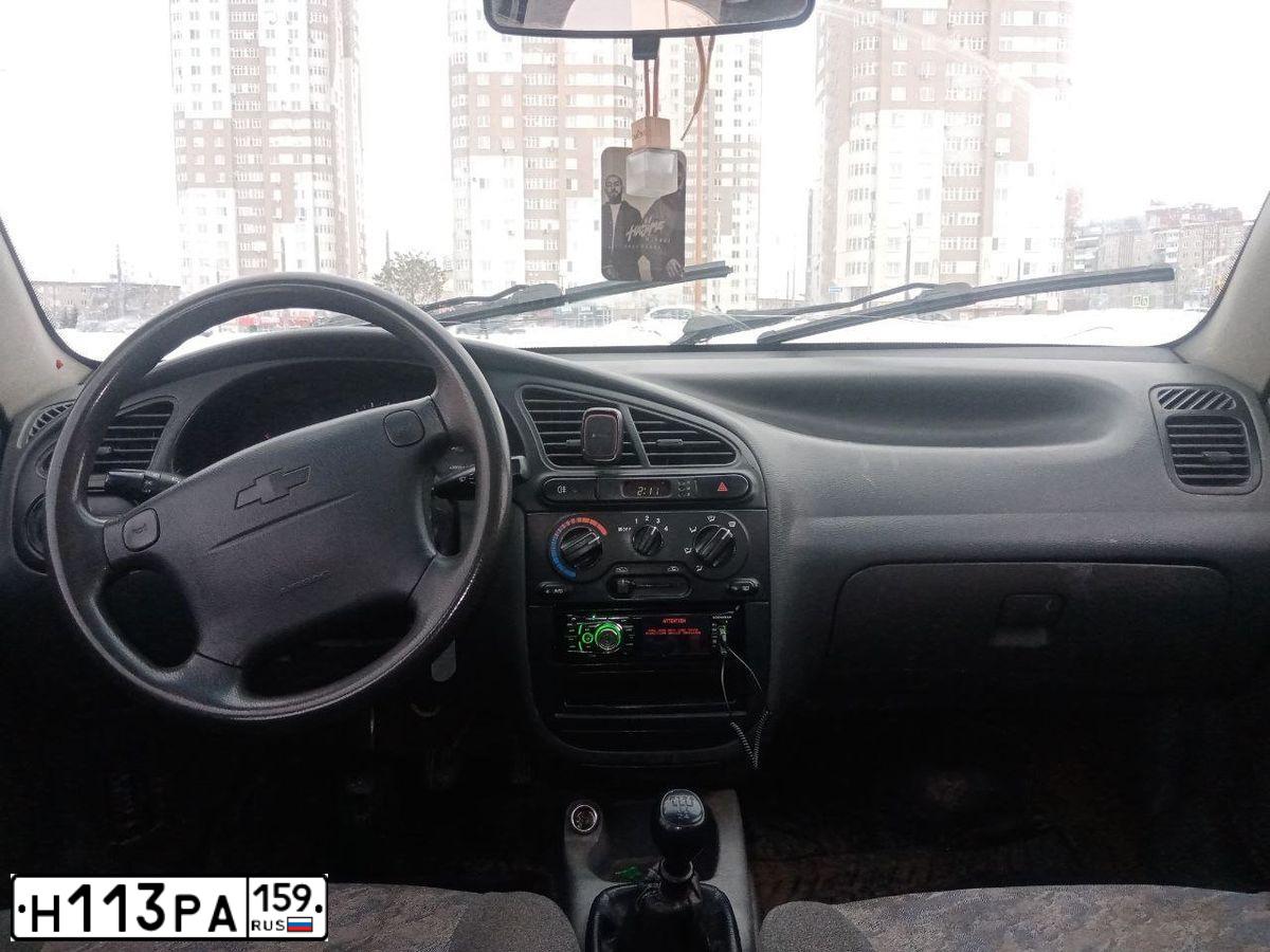Фото автомобиля ZAZ LANOS, 2007 — госномер О688ТУ18. Цвет: СЕРЕБРИСТЫЙ