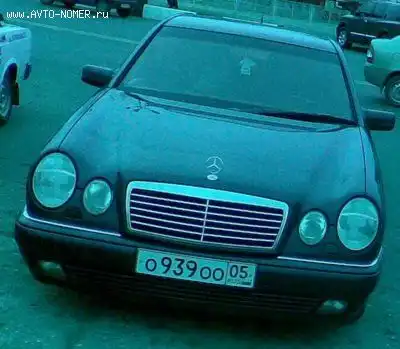 Фото автомобиля PORSCHE CAYENNE TURBO, 2005 — госномер С017УМ05. Цвет: ЧЕРНЫЙ