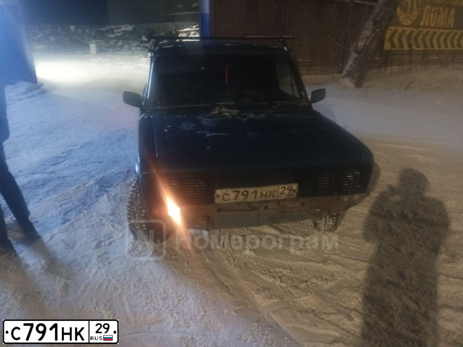 Фото автомобиля LADA 2106 LADA, 2003 — госномер С791НК29. Цвет: СИНИЙ