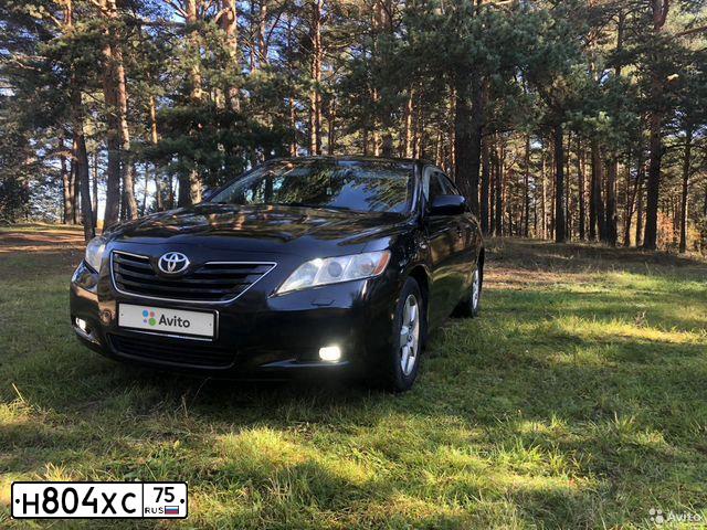 Фото автомобиля TOYOTA CAMRY, 2008 — госномер Н804ХС75. Цвет: ЧЕРНЫЙ