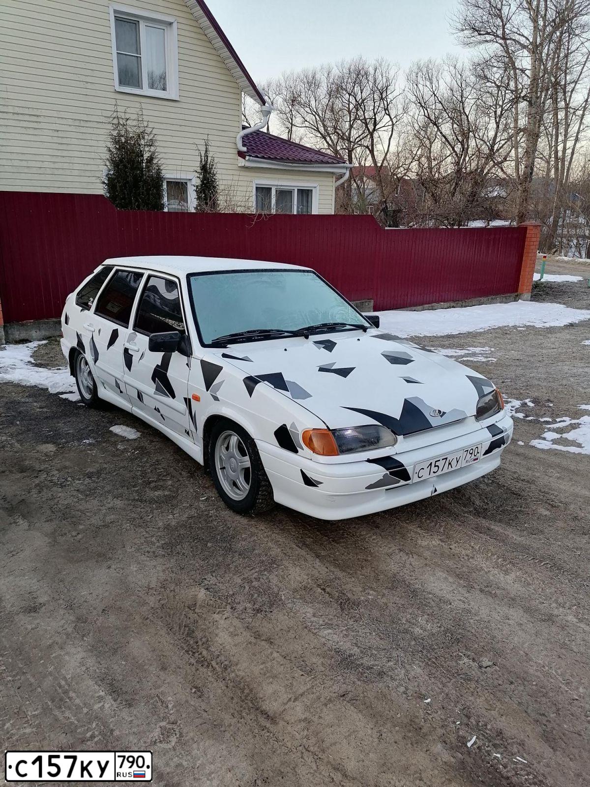 Фото автомобиля ЛАДА 211440 LADA SAMARA, 2013 — госномер У843РТ48. Цвет: Белый