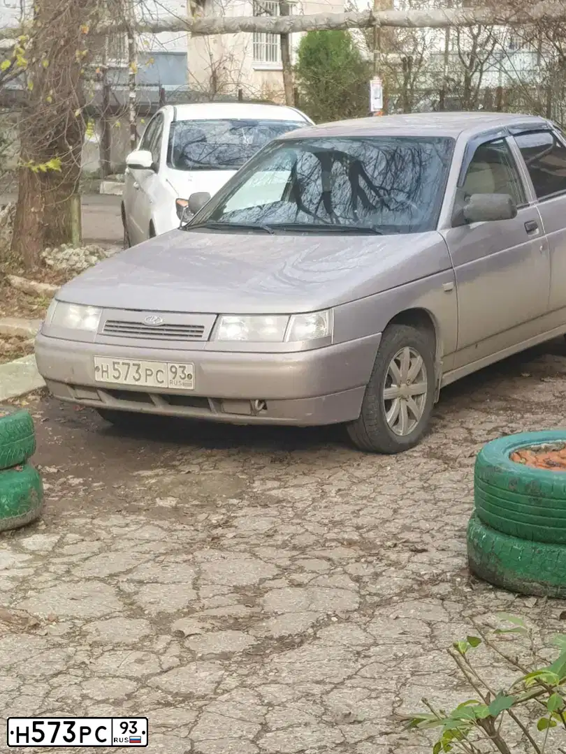Фото автомобиля LADA 2110, 2007 — госномер М796КК82. Цвет: БЕЖЕВО-СИРЕНЕВЫЙ