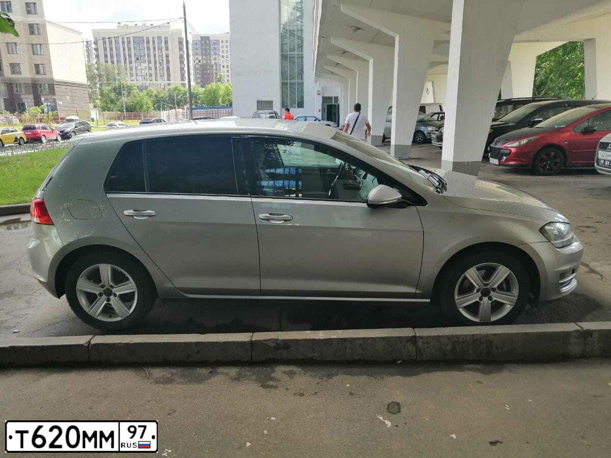 Фото автомобиля MITSUBISHI OUTLANDER, 2012 — госномер Т620ММ97. Цвет: СЕРЫЙ