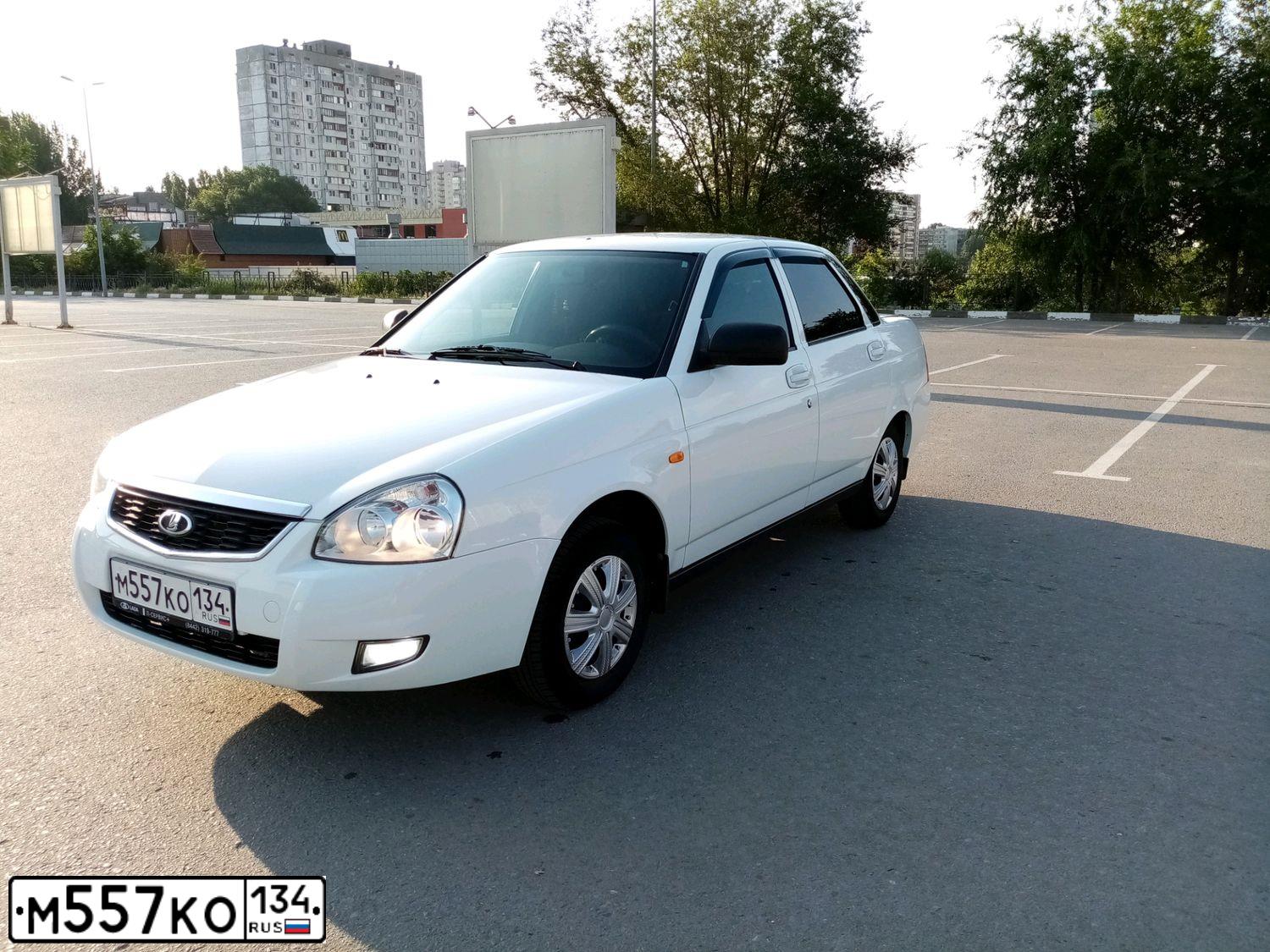 Фото автомобиля LADA 2170 PRIORA, 2017 — госномер А080СХ34. Цвет: Белый
